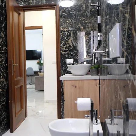 Private In Ve Апартаменты Местре